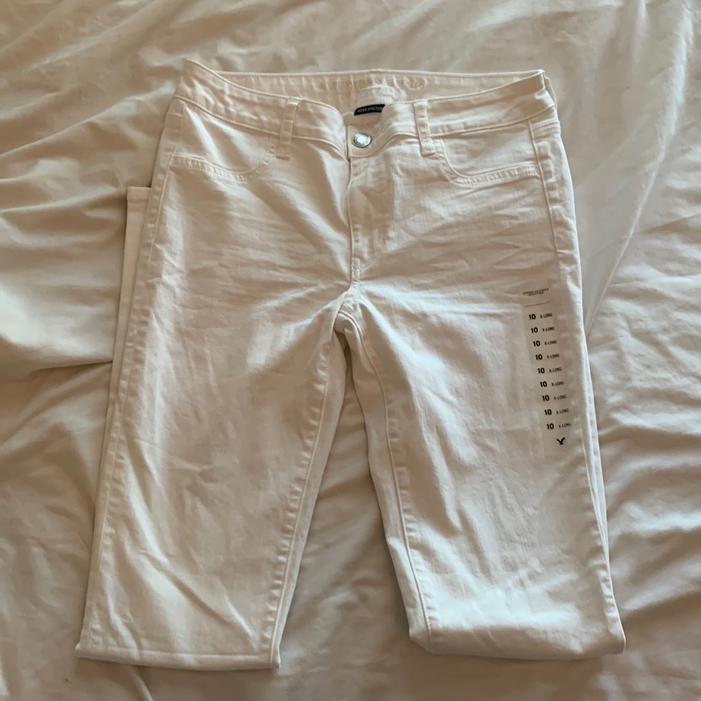 NWT white American Eagle jeggings